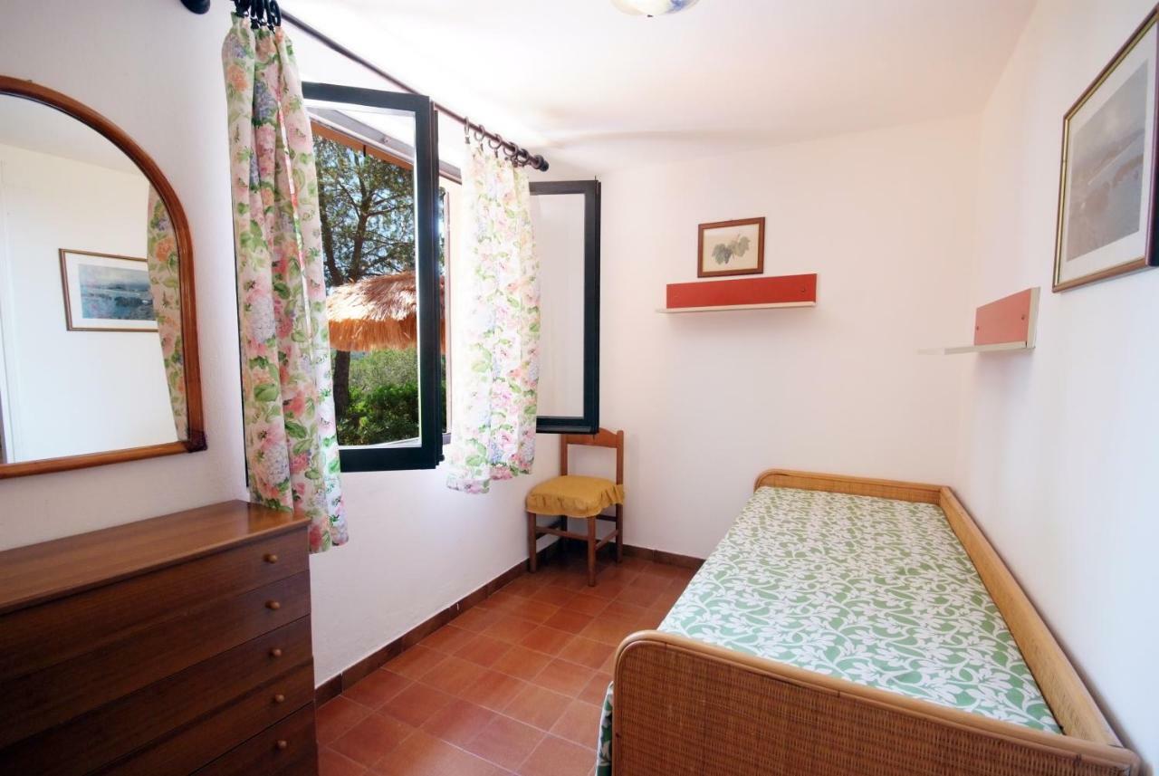 Residence Sud Est ポルト・アッズッロ エクステリア 写真