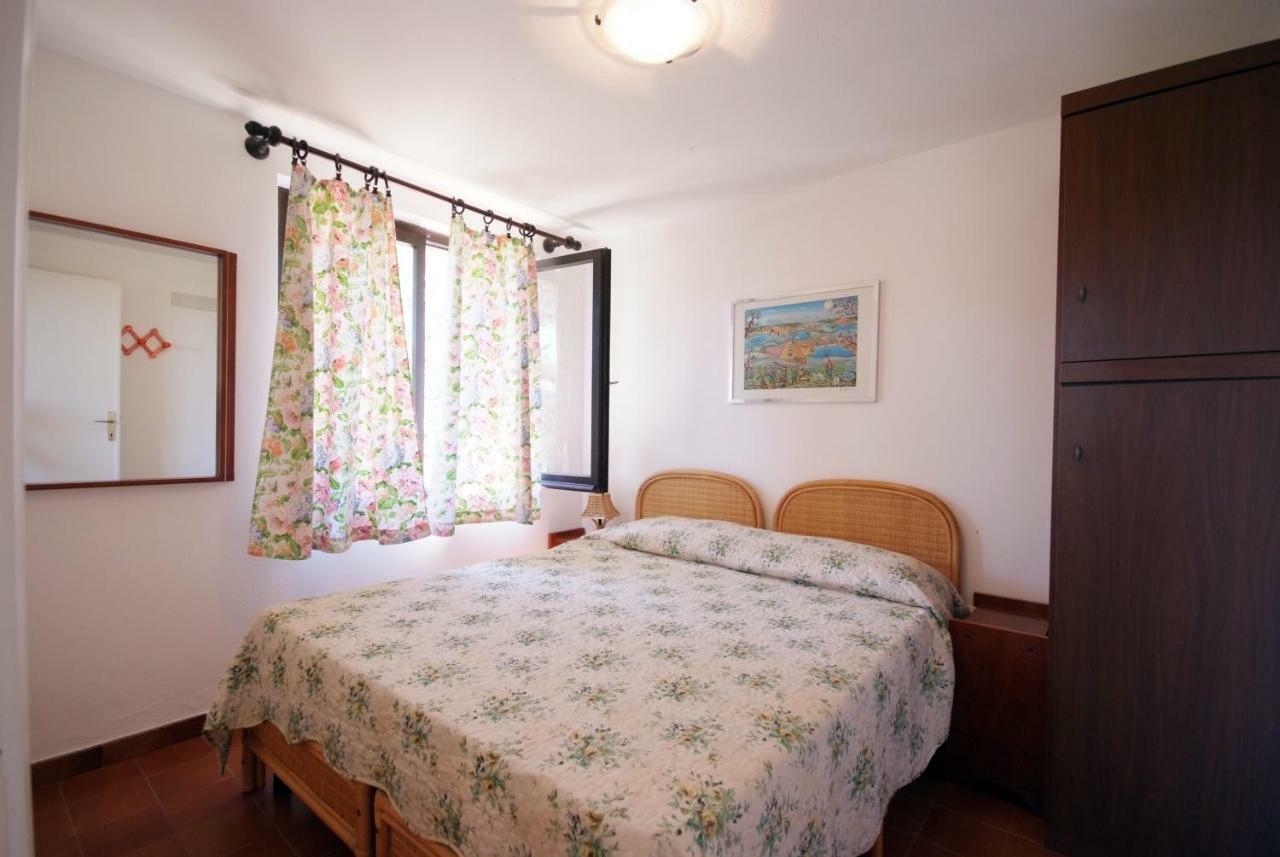 Residence Sud Est ポルト・アッズッロ エクステリア 写真